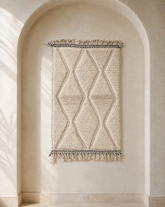 Tislit Beni Ouarain style Moroccan rug, tonal ivory diamonds with a braided fringe